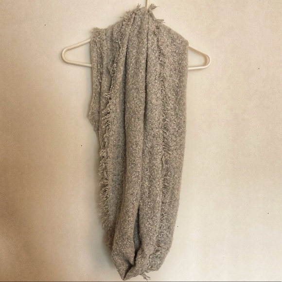 Grey heather infinity scarf - Picture 2 of 3